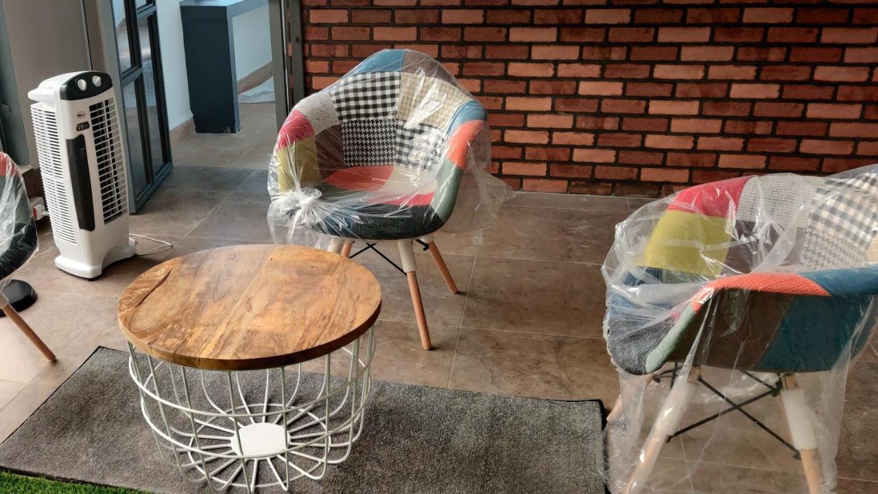 Restel Studio Flats Hyderabad Ngoại thất bức ảnh