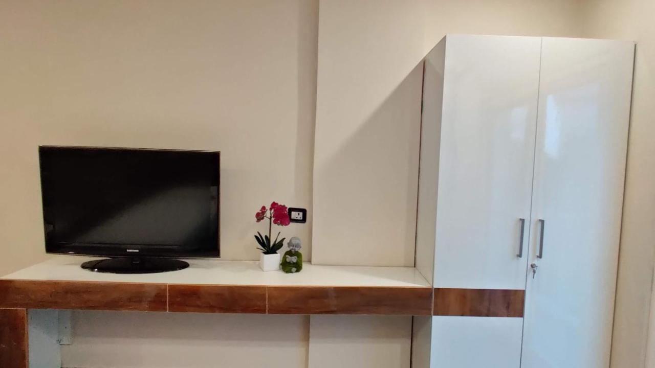 Restel Studio Flats Hyderabad Ngoại thất bức ảnh
